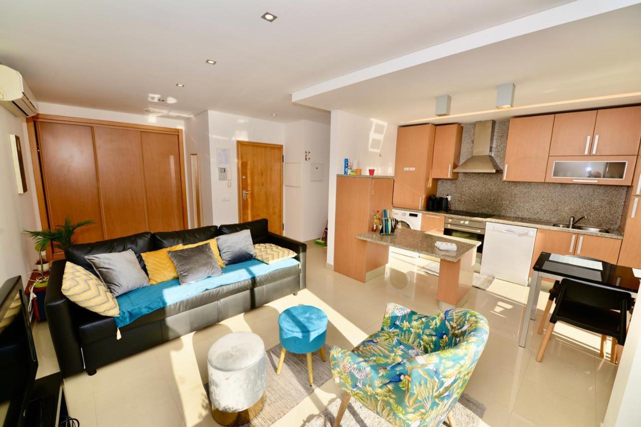 Silver - Apartment For 4 Guests 150M From Beach Сан-Мартинью-ду-Порту Экстерьер фото