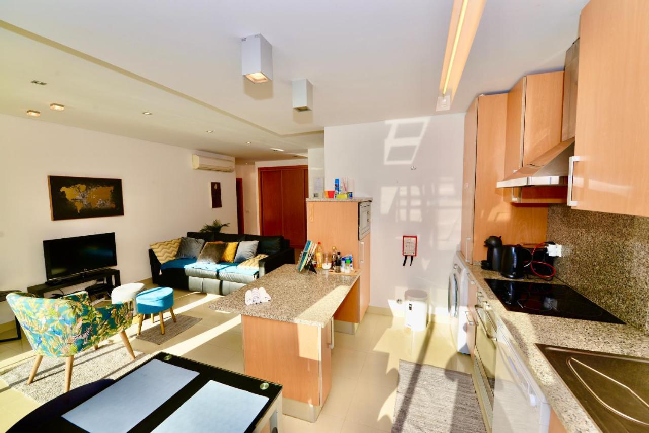 Silver - Apartment For 4 Guests 150M From Beach Сан-Мартинью-ду-Порту Экстерьер фото