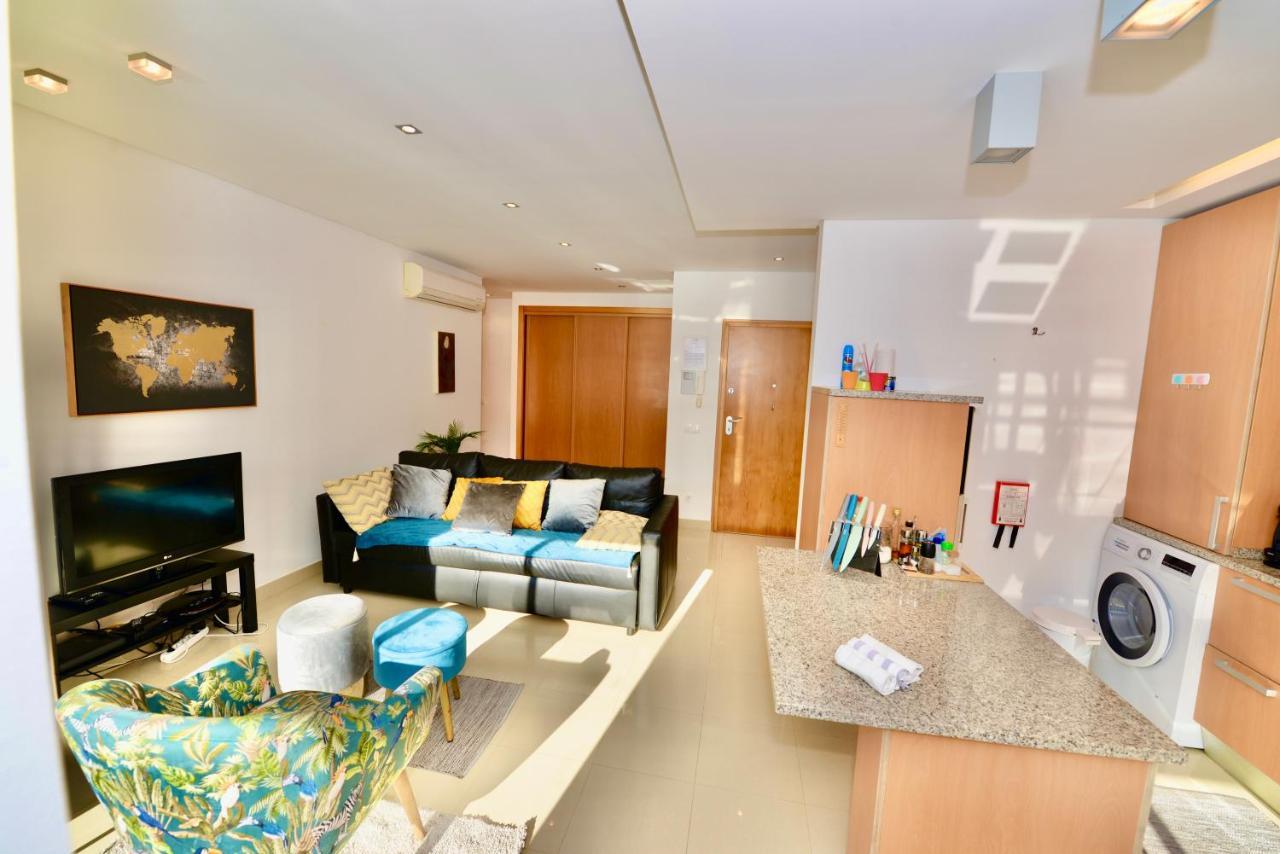 Silver - Apartment For 4 Guests 150M From Beach Сан-Мартинью-ду-Порту Экстерьер фото