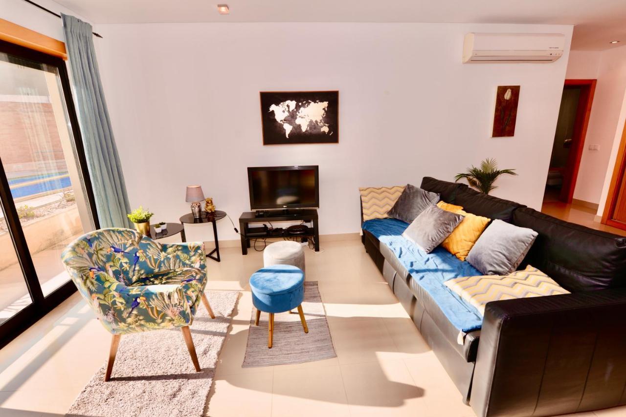 Silver - Apartment For 4 Guests 150M From Beach Сан-Мартинью-ду-Порту Экстерьер фото