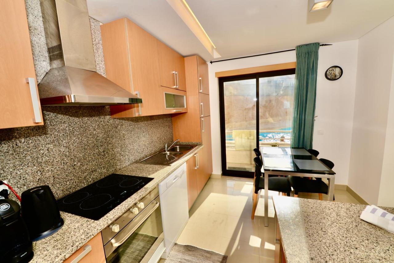 Silver - Apartment For 4 Guests 150M From Beach Сан-Мартинью-ду-Порту Экстерьер фото