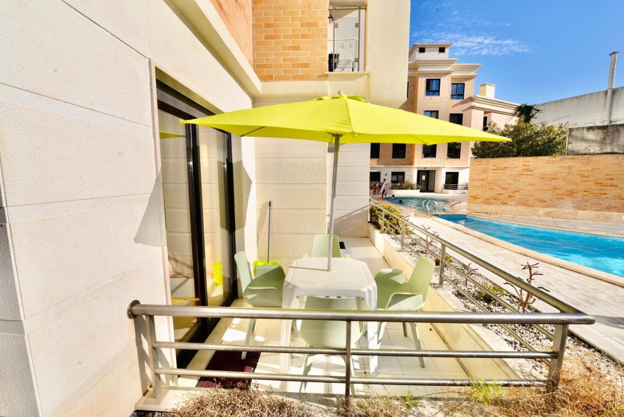 Silver - Apartment For 4 Guests 150M From Beach Сан-Мартинью-ду-Порту Экстерьер фото