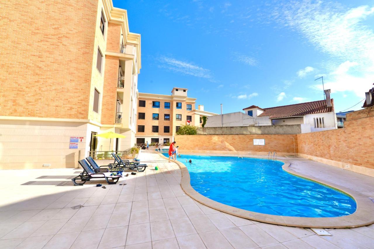Silver - Apartment For 4 Guests 150M From Beach Сан-Мартинью-ду-Порту Экстерьер фото